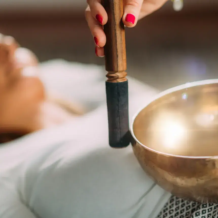 Szépség meditáció – Nappali smink + Hangtál terápia Győrben