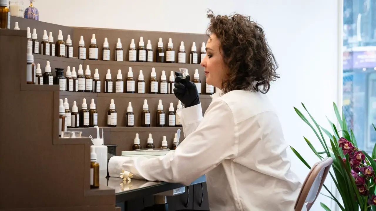 Testre szabott egyedi parfüm - Az Aroma Lab parfümőrétől