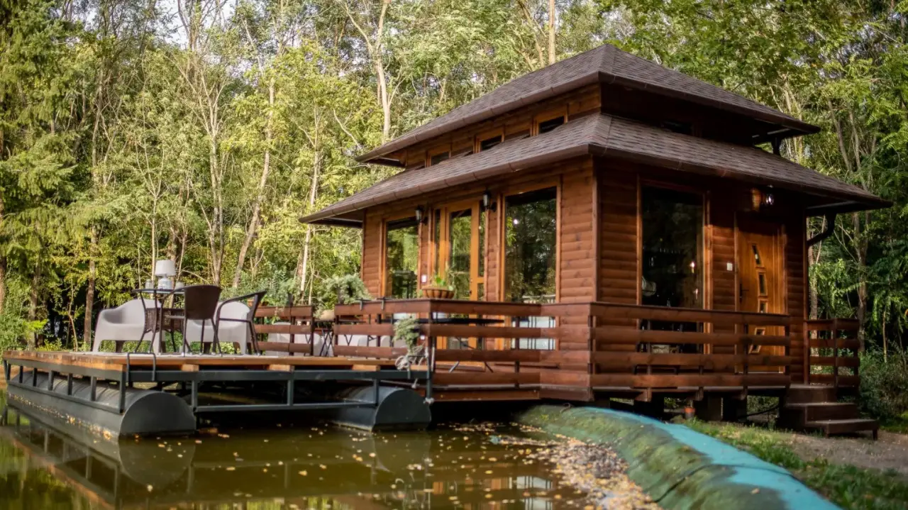 Zarah tanya Tóparti lakja pár meghitt éjszakára