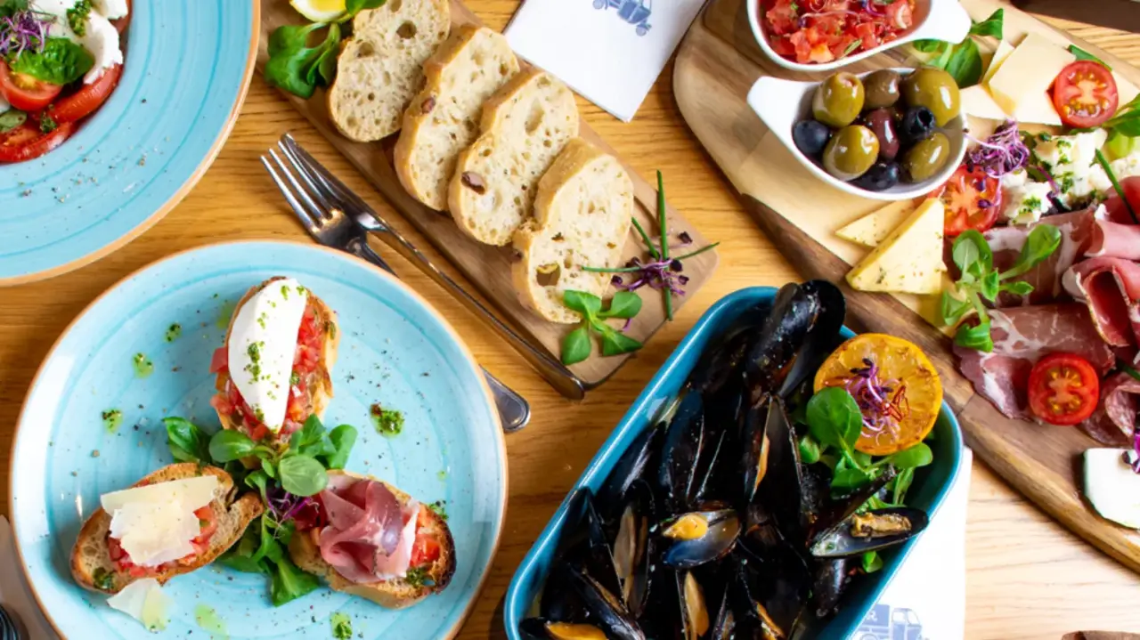 Korlátlan ételfogyasztás a Családdal az Ape Regina étteremben Budapesten