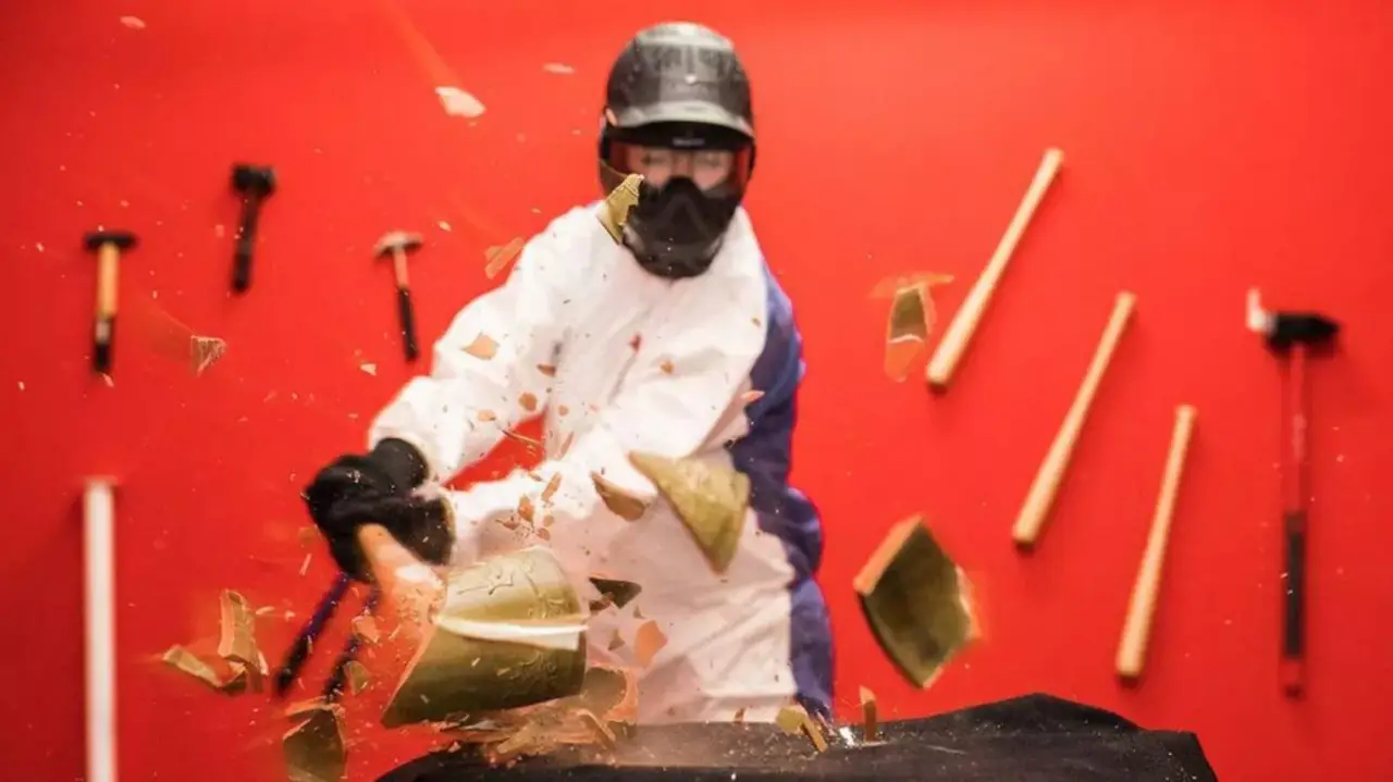 Rageroom Easy törőcsomag-Engedd ki a gőzt!