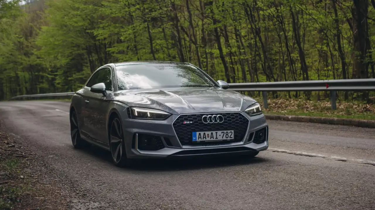 Utcai élményvezetés egy igazi némettel: Egy Audi RS 5-tel!
