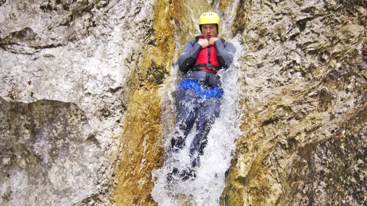 Canyoning kaland profikkal Szlovéniában