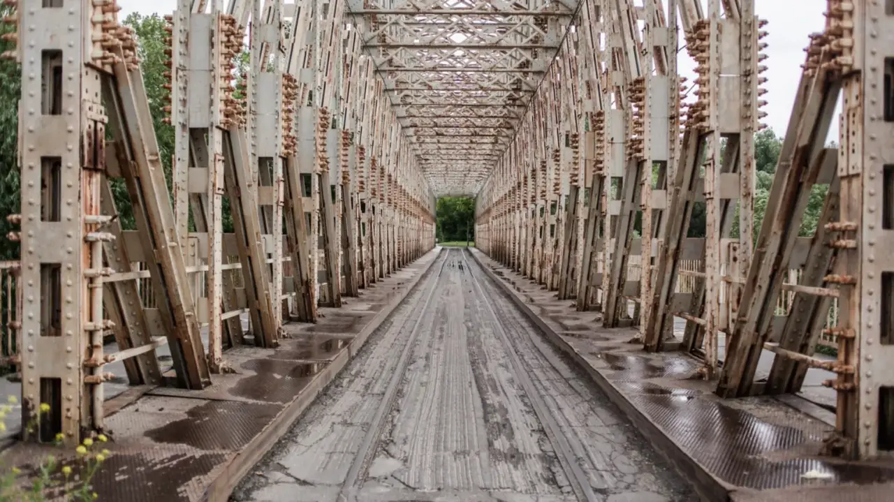 Kutyabetyár /World of Adventures szabadtéri játék a Hajógyári szigeten