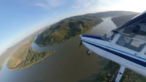 Sétarepülés a csodálatos Dunakanyar felett Farkashegyről 2