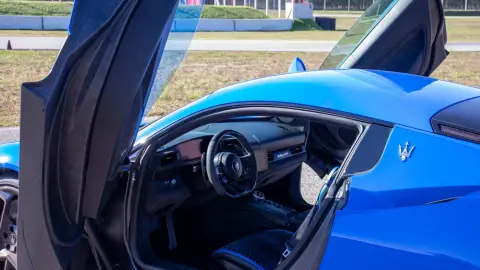 Maserati MC20 élményvezetés az M-Ringen – hétköznap/hétvégén 3