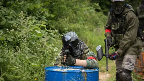 Paintball egyedileg épített pályán Gödöllő környékén 7