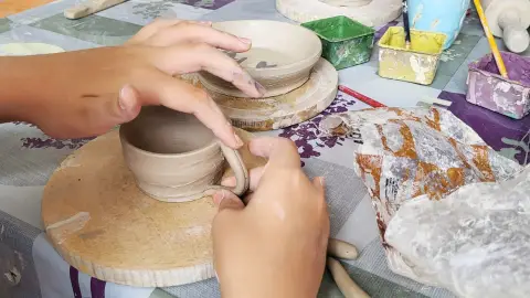 Korongozás Anyuval! – Anya-Lánya kerámia workshop Nyíregyházán 10