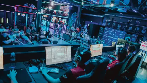 Gamerland családi élménynap – 4 főnek 5 órás élmény 4