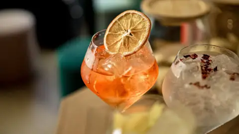 Ahol tényleg "egy tálból" esztek! - Romantikus fondü vacsora kettesben 4