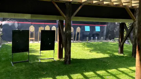 "REBEL" páros 2 az 1-ben élménynap! – Lövészet & VR Szabadulószoba 8