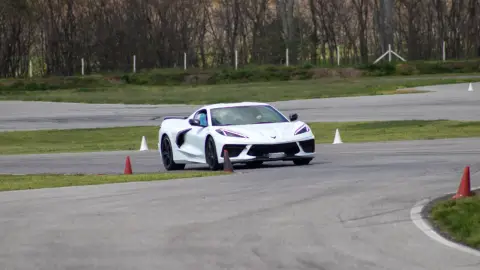 Corvette C8 500LE élményvezetés az M-Ringen – hétköznap/hétvégén 14