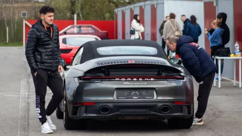 Porsche 911 élményvezetés az M-Ringen – hétköznap/hétvégén 16