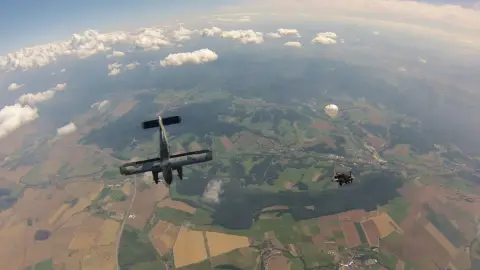 Emelkedj a felhők fölé! – Tandemugrás 3000 méterről Hajdúszoboszlón 18