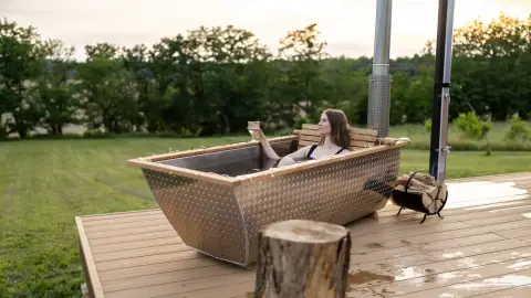 2 éjszaka a Hikki kádas Zeusz Apartmanban Nagyradán 15