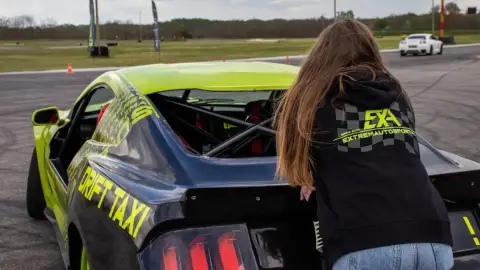 Driftang – Drift taxi élményautózás a Kakucs Ringen 5