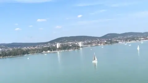15 perces Helikopteres sétarepülés a Balaton felett 2
