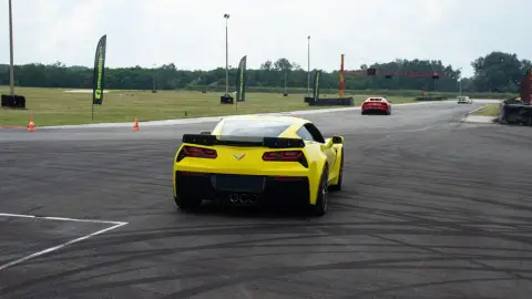 550 LE​ Chevrolet Corvette C7 vezetés a Kakucs Ringen 7