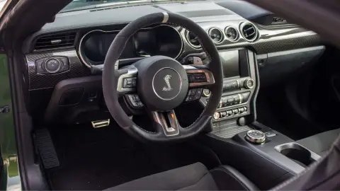 Mustang Shelby élményautózás gyerekeknek a Kakucs Ringen 4