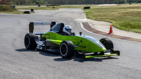 Formula Renault 2.0 versenyautó vezetés az Euroringen 2