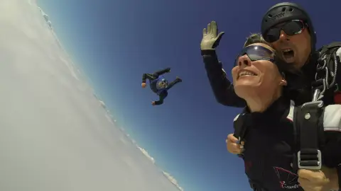 Tandemugrás 3500 méter magasból Szolnok felett 3