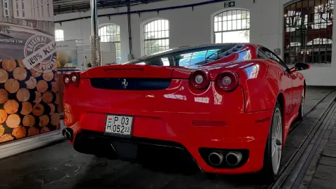 Ferrari F430 utcai vezetése instruktorral 3