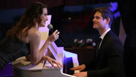 Hajós vacsora Budapesten! Romantikus környezet, élő zenei előadás! 7