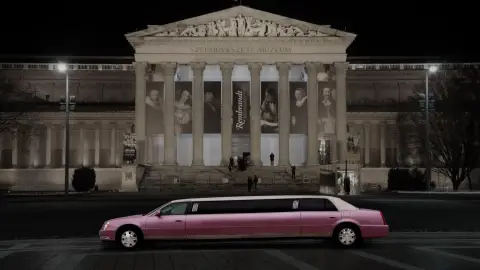 Pink Cadillac limuzin 1