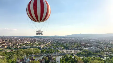 Családi panoráma vadászat a Ballon-kilátóban a Városligetben 1