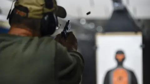 Fullos lövészeti csomag, hivatásos testőr oktatóval és oktatással 7