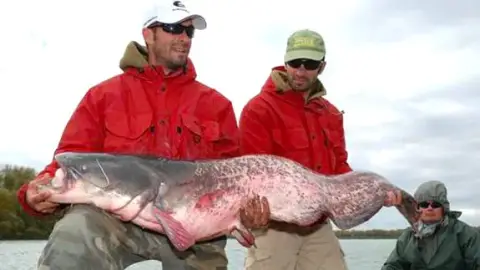 Duna-delta Horgászat 1 főre 1 hét 4