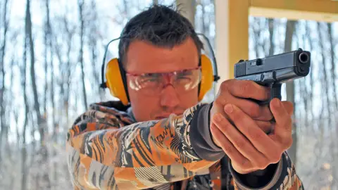 Mr. és Mrs. Smith lövészeti csomag 2 fő részére Budakeszin 3