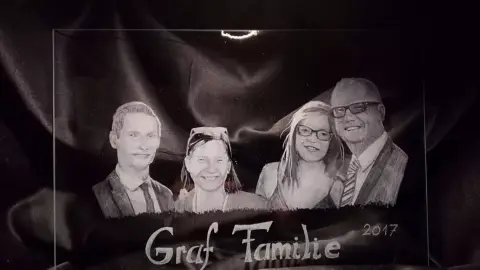 Egyedi, személyes fotó üvegre gravírozva ajándékba