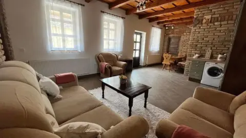 Kisdió Vendégház - Modern, autentikus parasztház Dégen