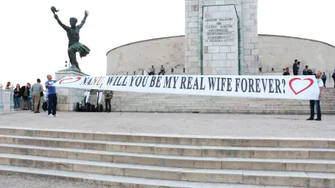 Helikopteres városnézés és lánykérés ponyvával 8