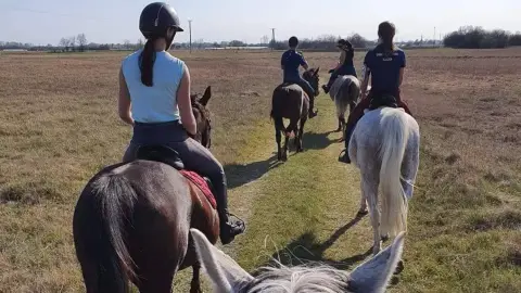 Családi/ 3 fős Tereplovaglás a Dél-Alföld pusztáin haladóknak 1