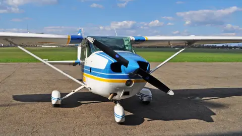 Repülőgéppel városnézés és lánykérés ponyvával 2