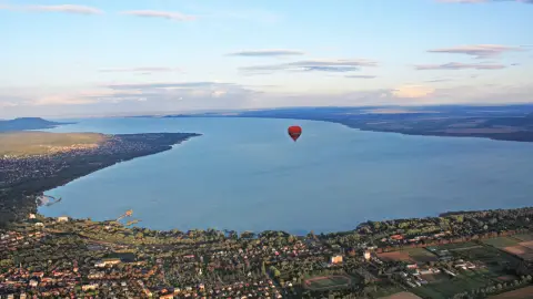 Balatoni hőlégballonozás a Keszthelyi-öböl felett 3