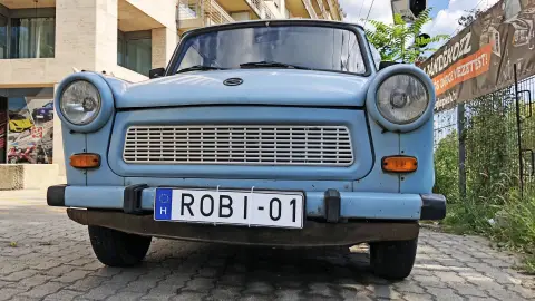 Egyedi tréfás rendszámtábla 1 nap alatt ajándékba 1