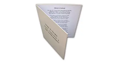 Egyedi személyre szabott vers-bőrkötésben