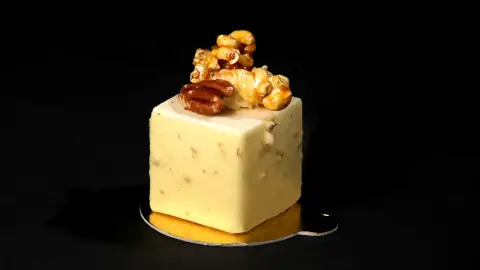 Prosecco & 4 különleges sütemény a MONO-ban Győrben 7