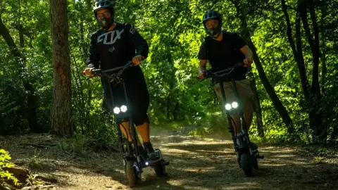 Éjszakai Nitrollers túra a Normafán