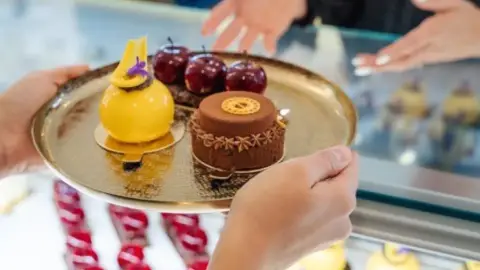 8 desszertes páros NOUR kaland a belvárosban