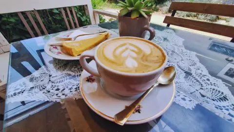 Élj a mának! Bőséges reggeli a C’est la vie Caféban, Pátyon 7