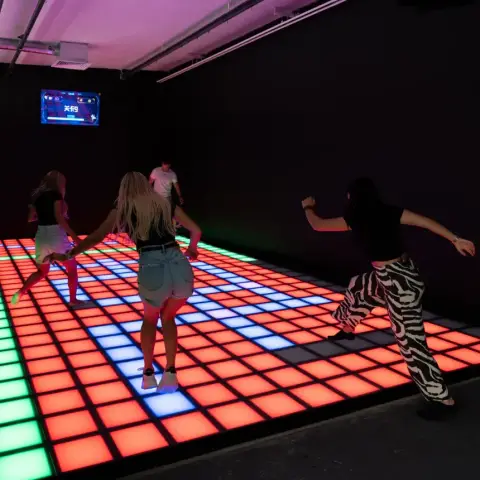 Vágjatok vissza a kockáknak – Hétköznapi Pixity Budapesten 2