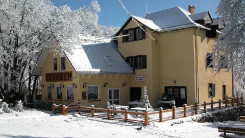 2 éjszakás kaland Kettesben Dobogókőn, a Platán Panzióban 4